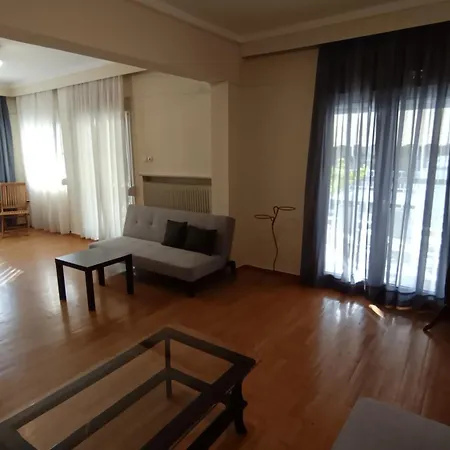 Apartment Ikos